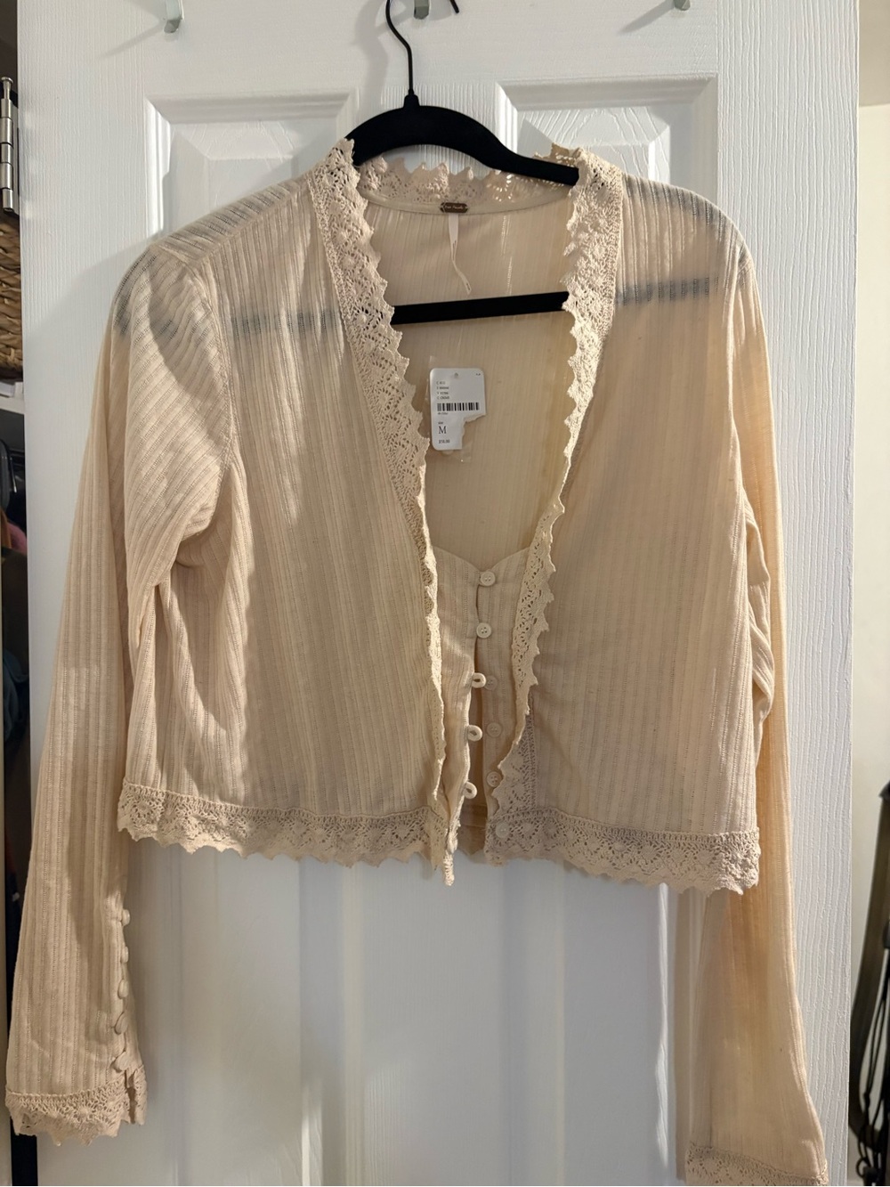 Free People Cream Button-Front Lace Trim Cropped Top